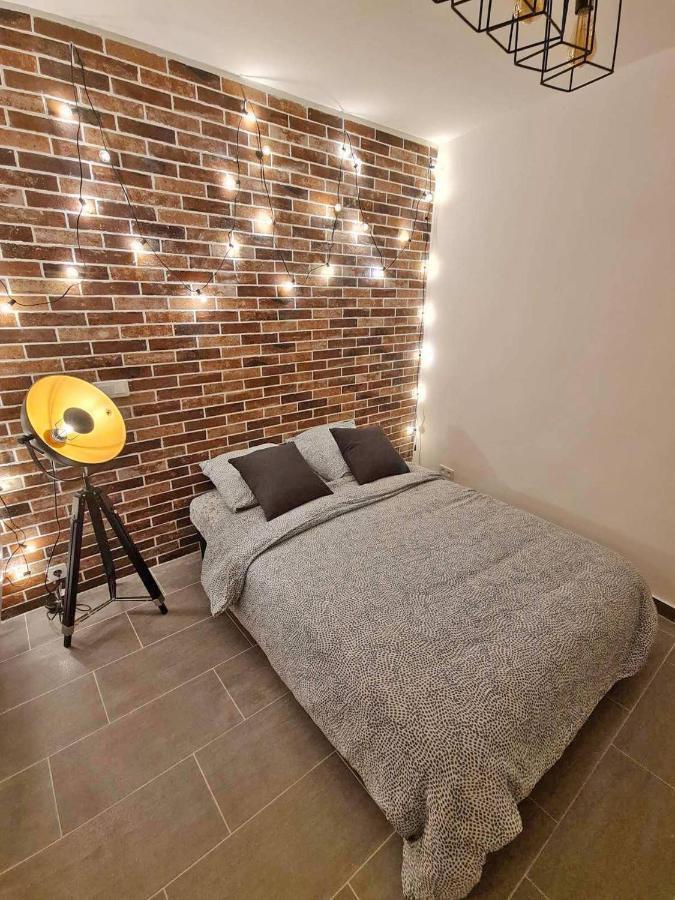 Gregbnb - Centre Ancien - T2 Style Loft Toulon Exterior foto